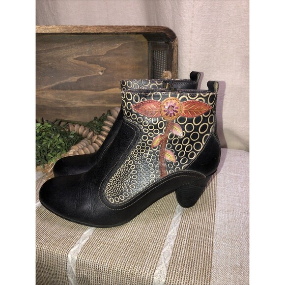 L'ARTISTE Spring Step Parfum Women’s Black Leather Ankle Boot Booties Size 10 - Picture 1 of 11